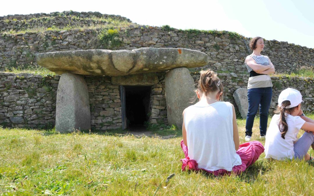 Visite ludique avec “petite pierre” et “grande pierre”